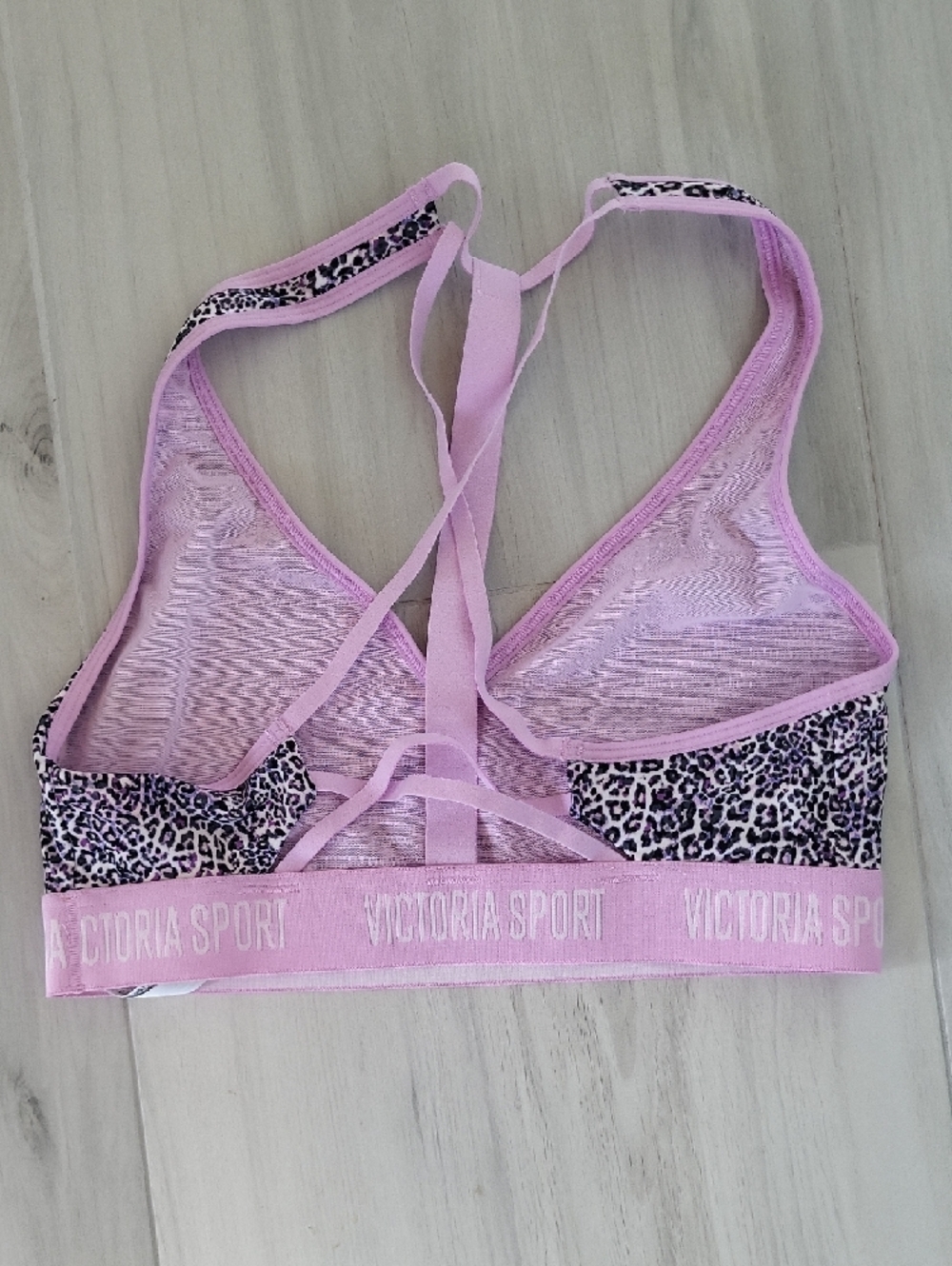 Victoria Sport Pink Leopard-Print Racerback Sports Bra - Picture 2 of 2